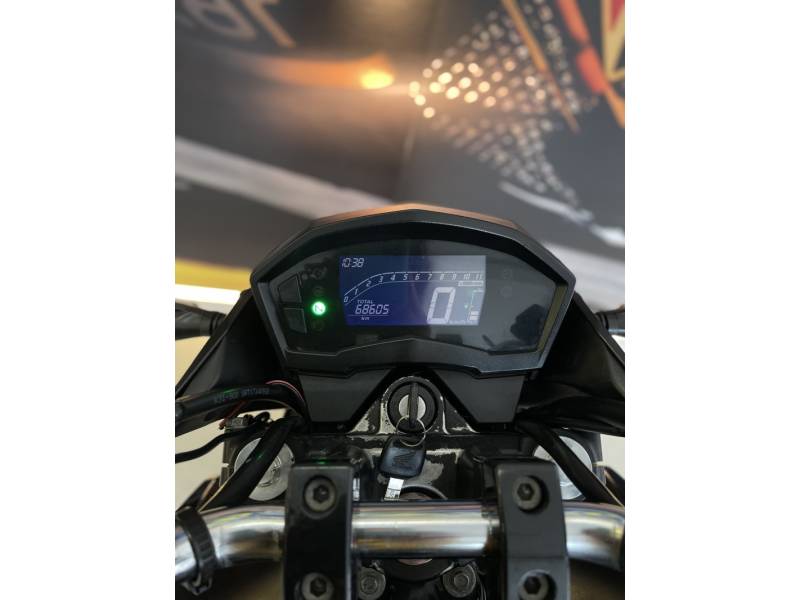 HONDA - CB 250F TWISTER - 2015/2016 - Preta - R$ 16.900,00