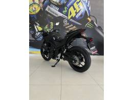YAMAHA - MT - 2023/2024 - Preta - R$ 30.900,00