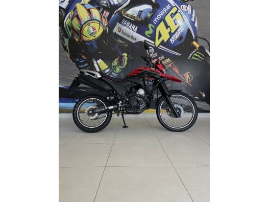 YAMAHA - XTZ 250 - 2023/2024 - Vermelha - R$ 27.900,00