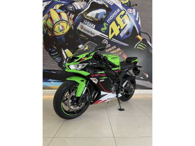 KAWASAKI - NINJA ZX-6R 600CC - 2021/2022 - Verde - R$ 66.900,00