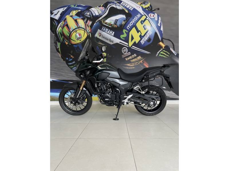 HONDA - CB 500 - 2024/2024 - Verde - R$ 46.900,00