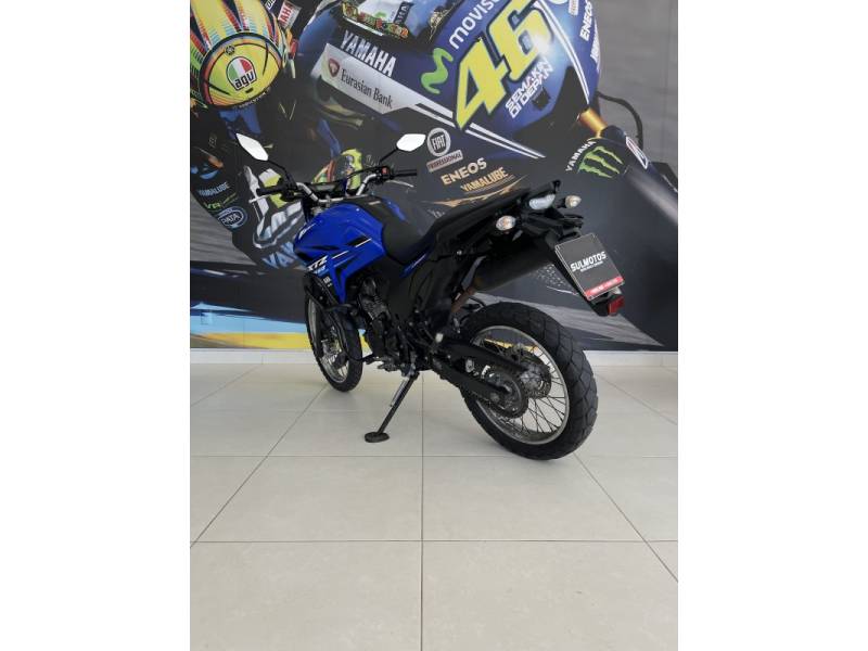YAMAHA - XTZ 250 - 2022/2023 - Azul - R$ 25.900,00