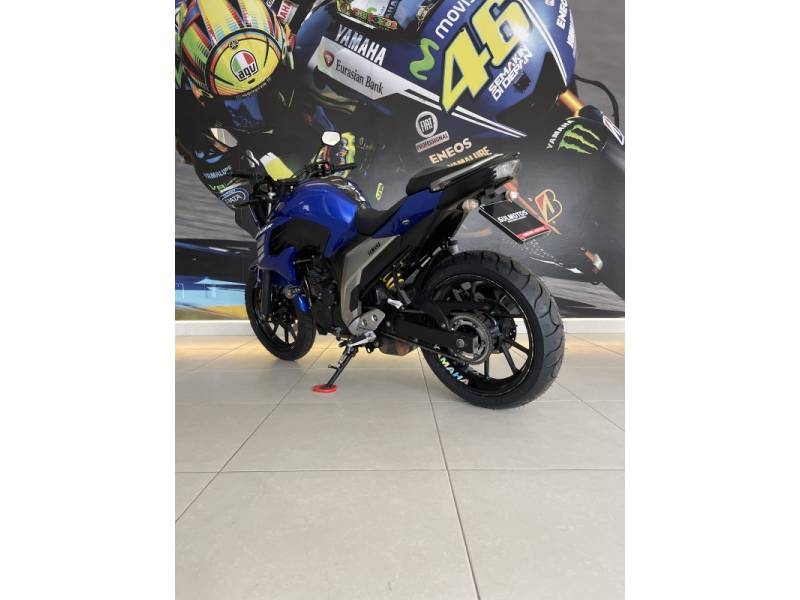 YAMAHA - FAZER - 2021/2022 - Azul - R$ 21.900,00
