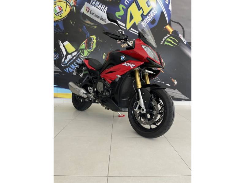 BMW - S 1000 - 2015/2016 - Vermelha - R$ 57.900,00