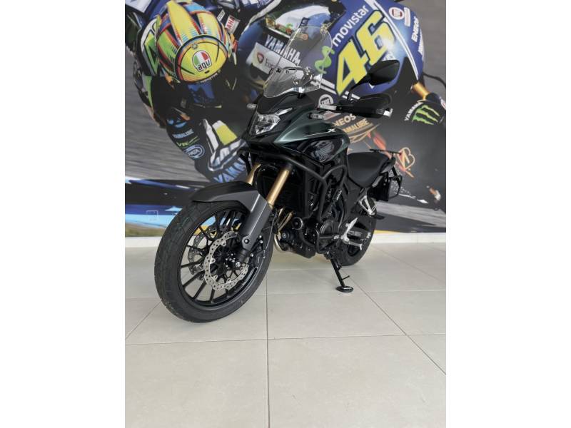 HONDA - CB 500 - 2024/2024 - Verde - R$ 46.900,00