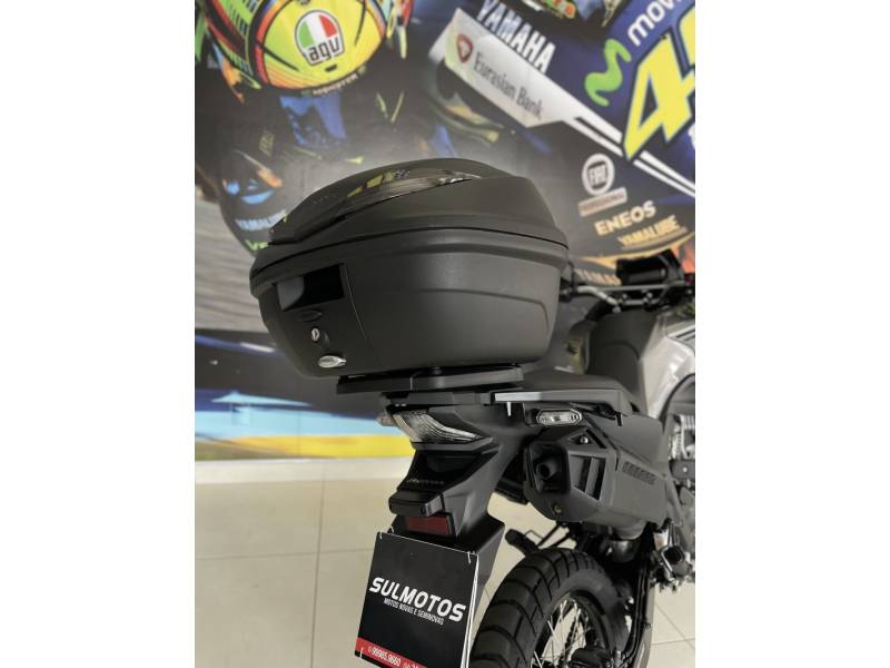 HONDA - CB 300F TWISTER - 2024/2024 - Vermelha - R$ 25.900,00