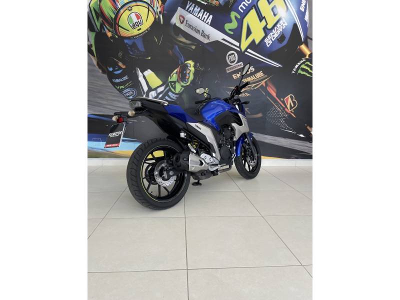 YAMAHA - FAZER - 2019/2019 - Azul - R$ 20.900,00