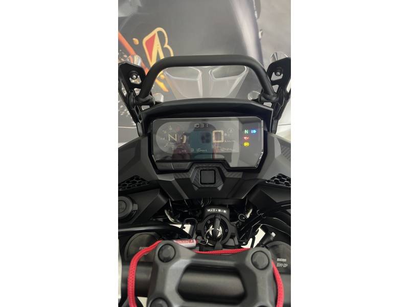 HONDA - CB 500 - 2024/2024 - Verde - R$ 46.900,00