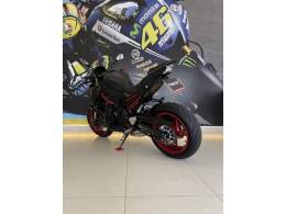 KAWASAKI - Z900 - 2021/2021 - Preta - R$ 51.900,00