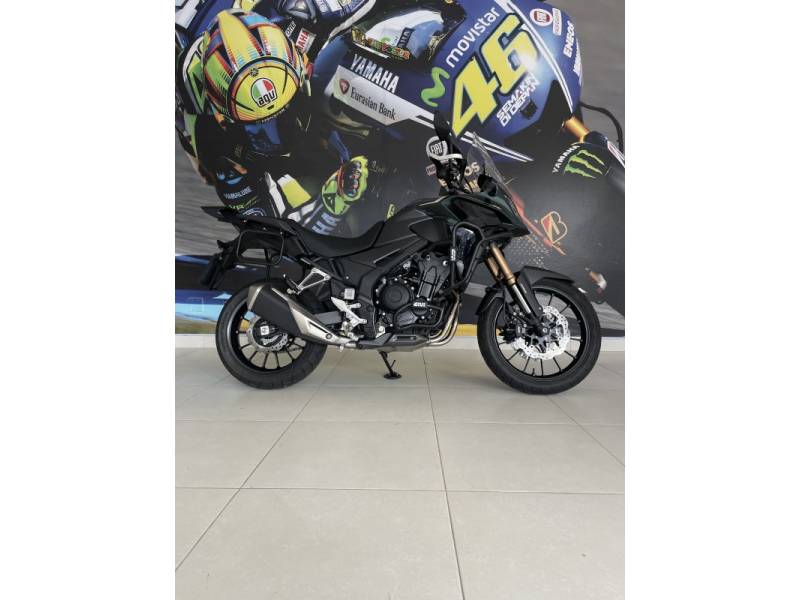 HONDA - CB 500 - 2024/2024 - Verde - R$ 46.900,00