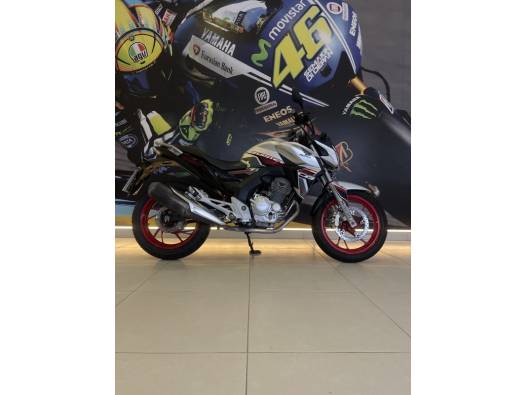 HONDA - CB 250F TWISTER - 2021/2021 - Prata - R$ 20.900,00