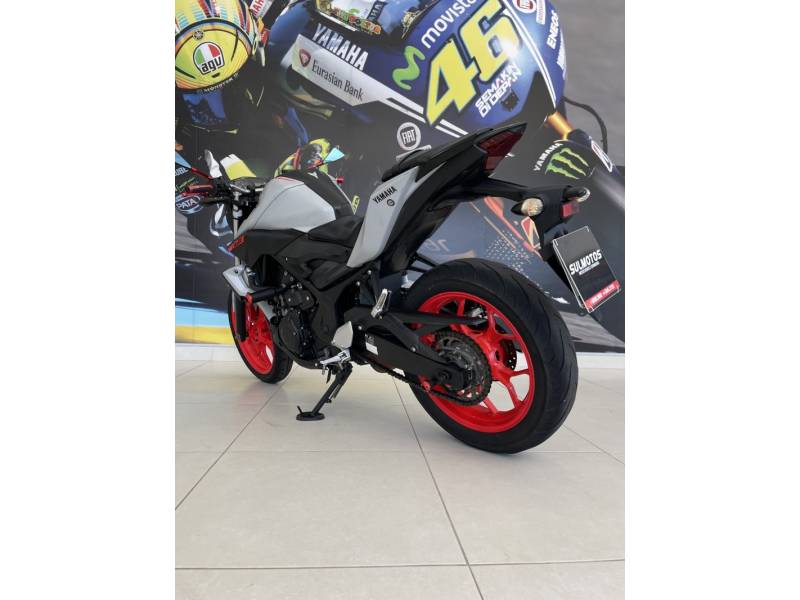 YAMAHA - MT - 2019/2020 - Cinza - R$ 24.900,00