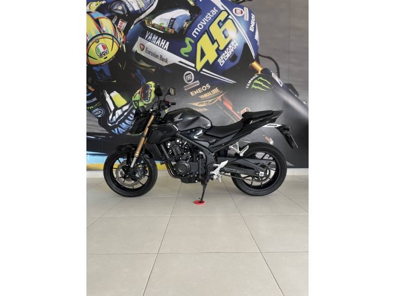 HONDA - CB 500F - 2022/2023 - Cinza - R$ 39.900,00