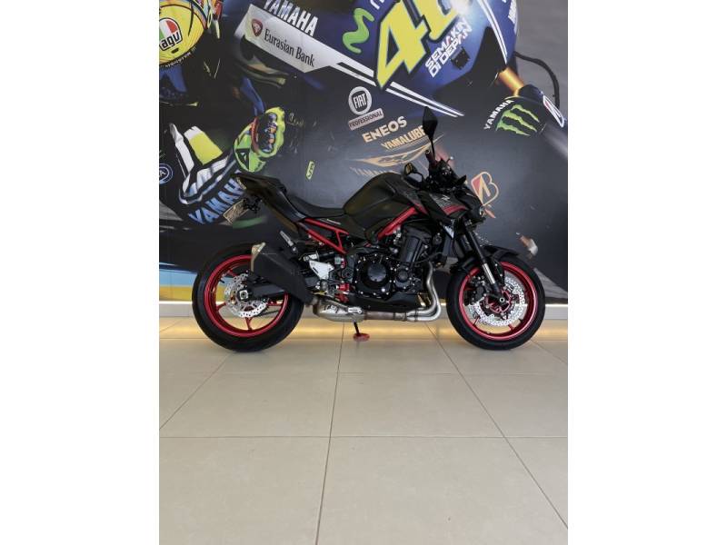 KAWASAKI - Z900 - 2021/2021 - Preta - R$ 51.900,00