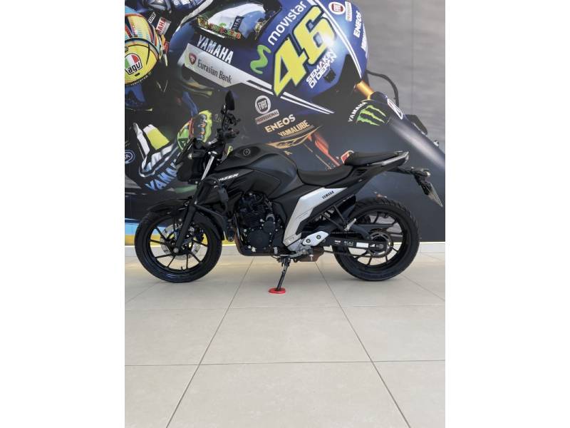 YAMAHA - FAZER - 2023/2023 - Preta - R$ 22.900,00