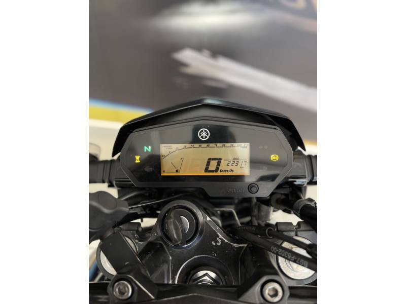 YAMAHA - FAZER - 2020/2021 - Preta - R$ 20.900,00