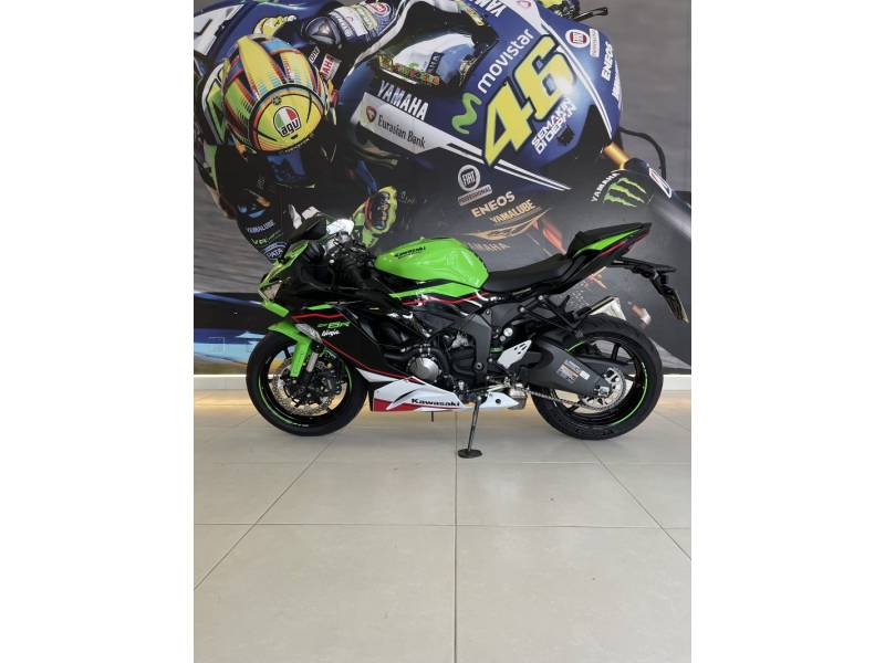 KAWASAKI - NINJA ZX-6R 600CC - 2021/2022 - Verde - R$ 66.900,00